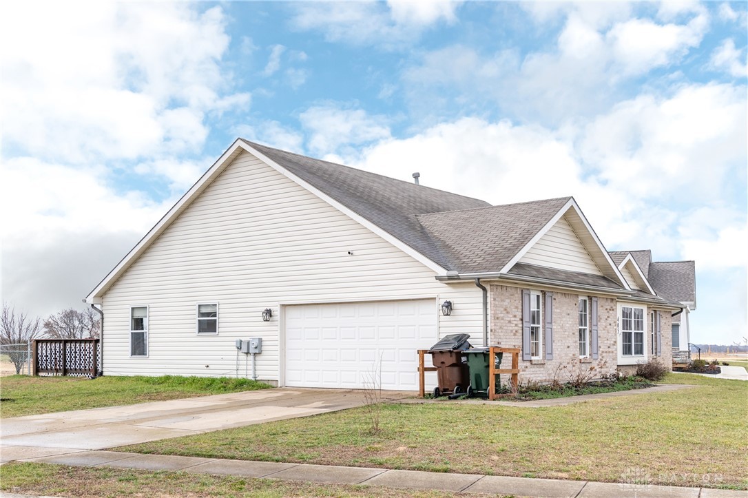 405 Hollywood Boulevard