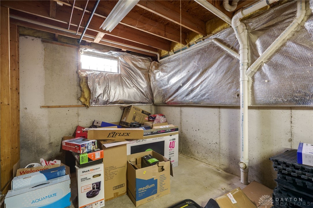 6422 Hollowview Trail