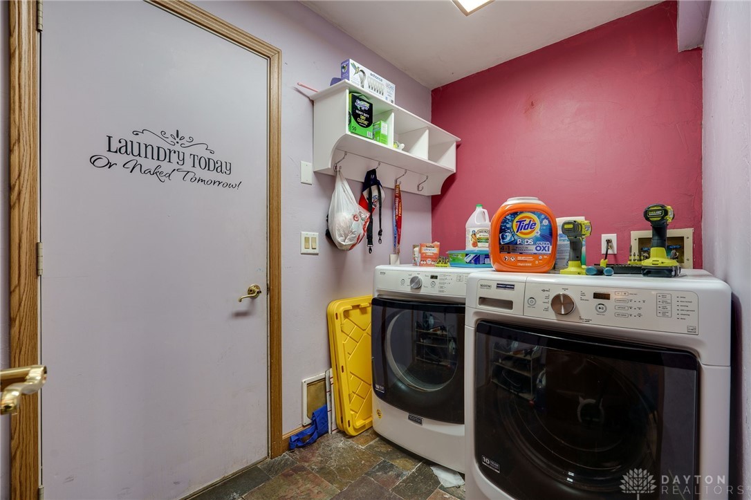 6422 Hollowview Trail