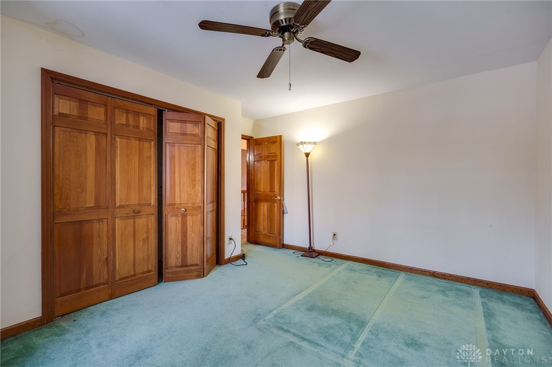 6422 Hollowview Trail