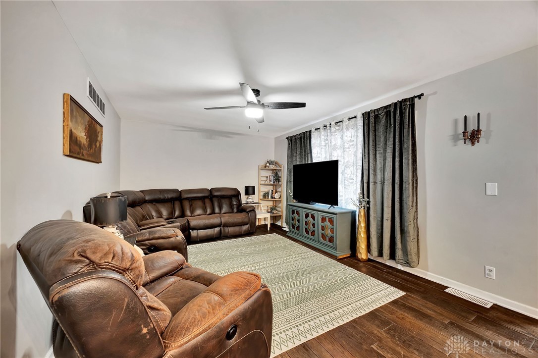 1962 Old Oxford Road