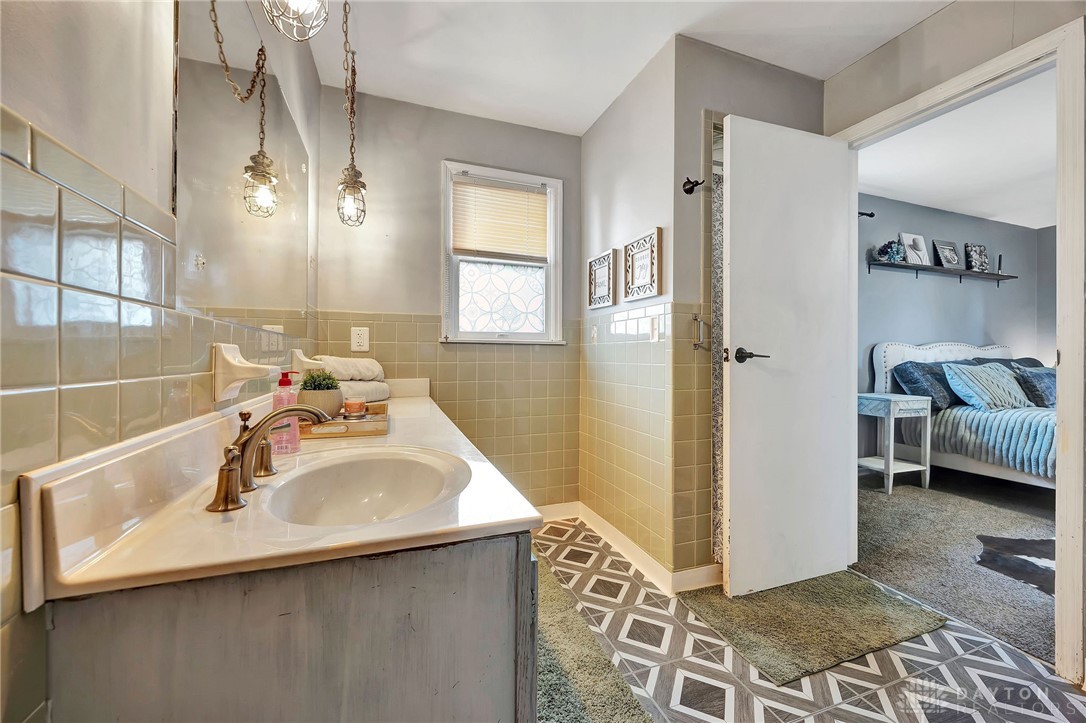 1962 Old Oxford Road