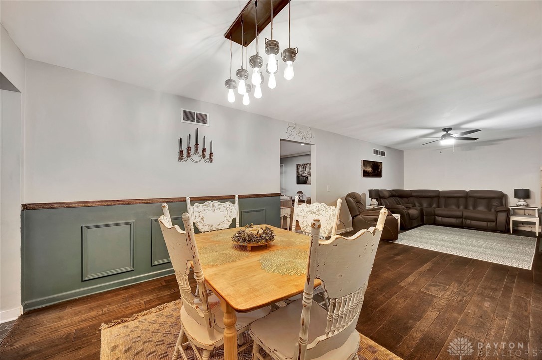 1962 Old Oxford Road