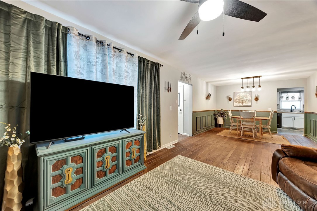 1962 Old Oxford Road