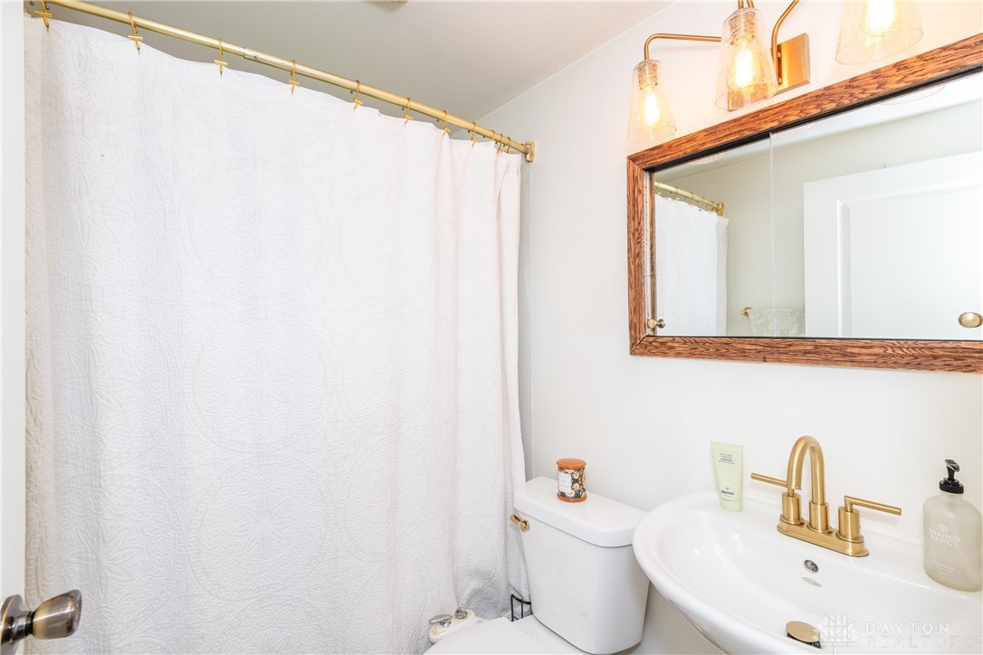 3822 Waterbury Drive