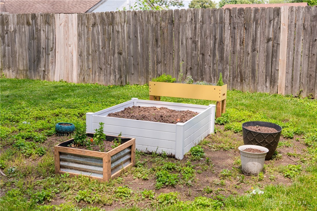 3822 Waterbury Drive