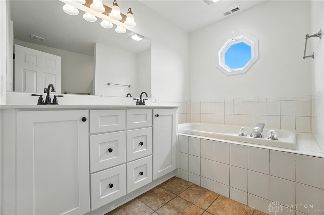 2765 Silver Maple Court