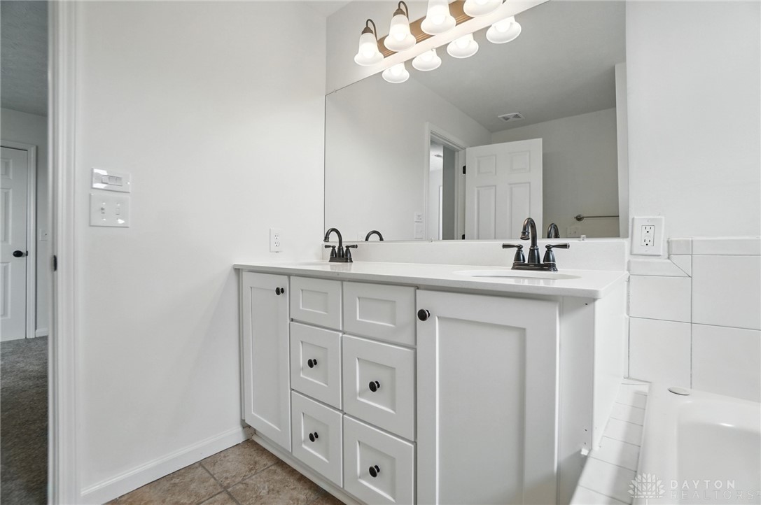 2765 Silver Maple Court