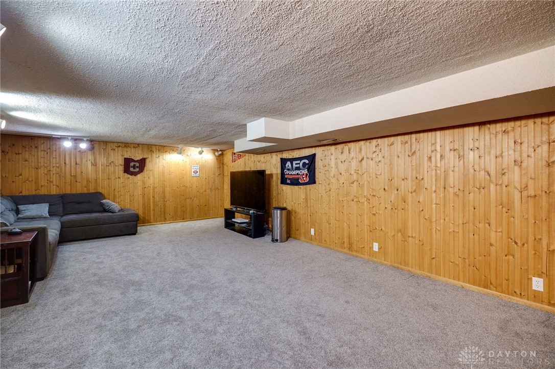 308 Canterbury Drive