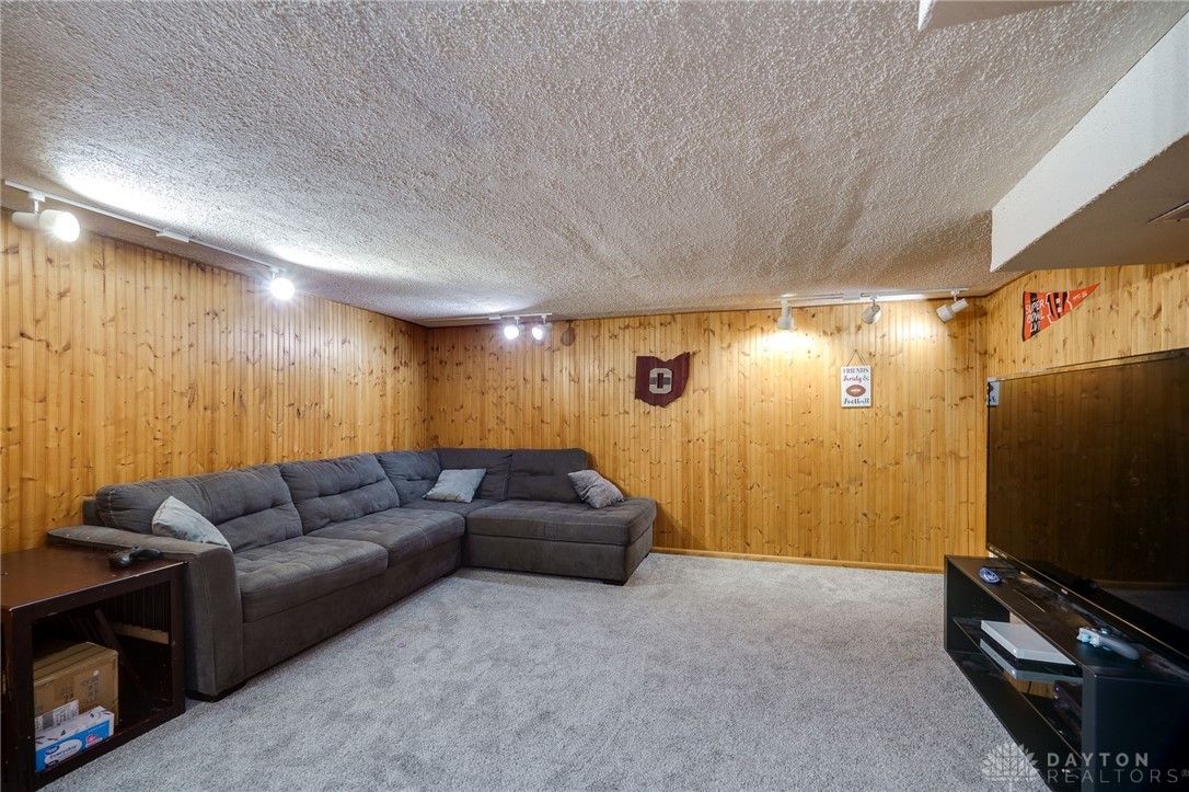 308 Canterbury Drive