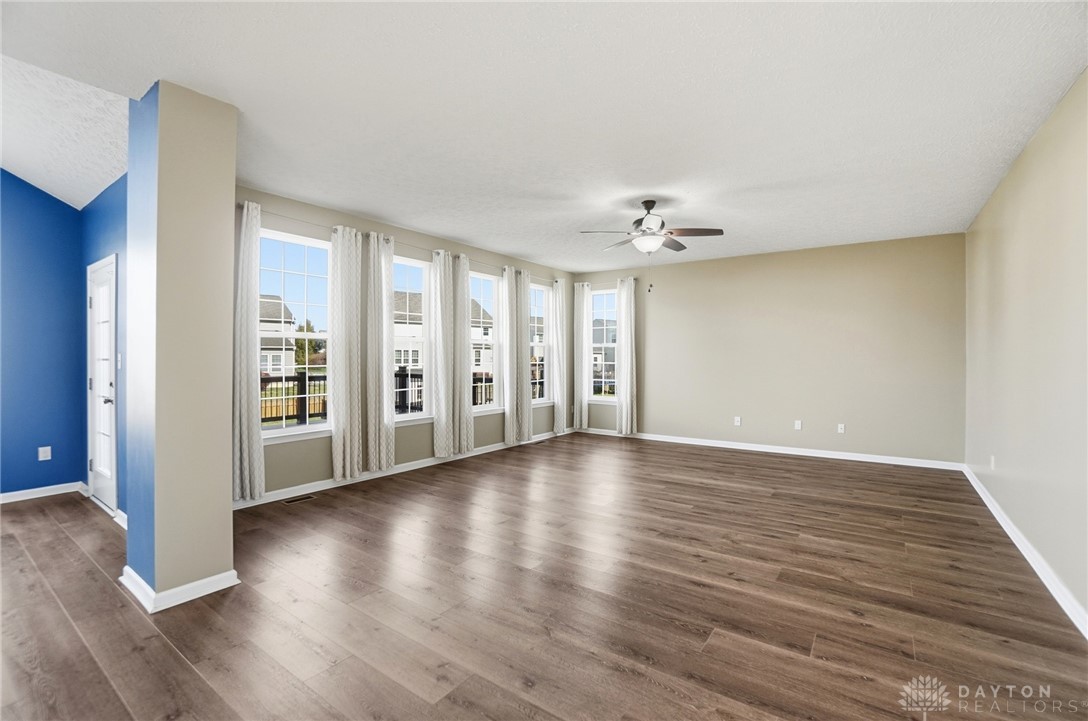 1922 Spring Ridge Drive