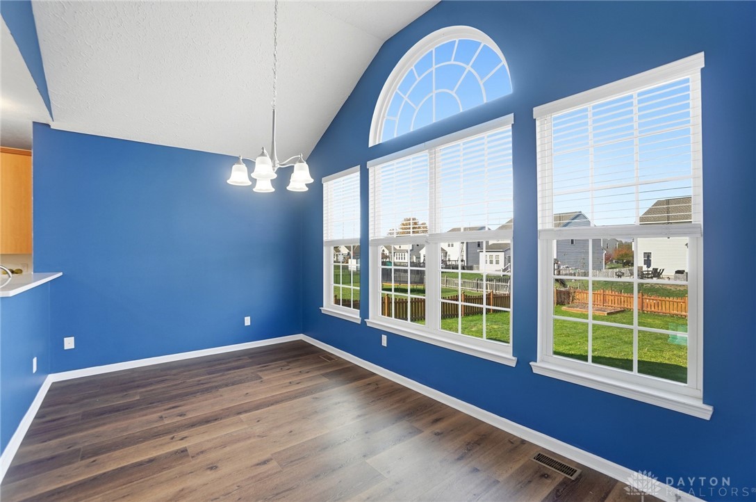 1922 Spring Ridge Drive