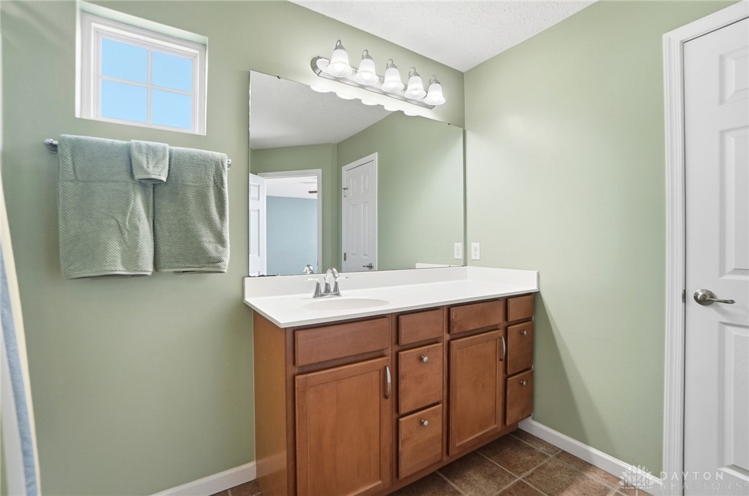 1922 Spring Ridge Drive