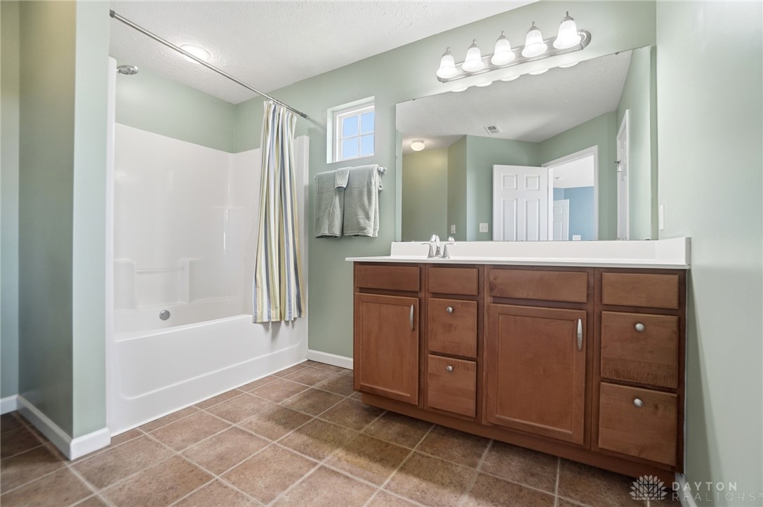 1922 Spring Ridge Drive