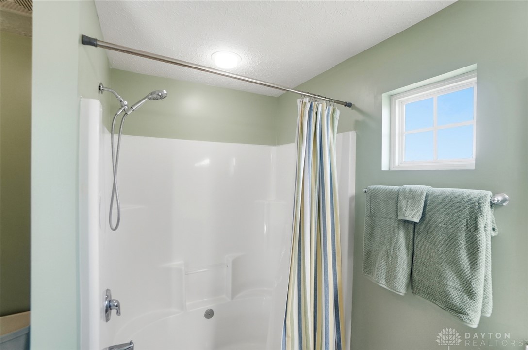 1922 Spring Ridge Drive