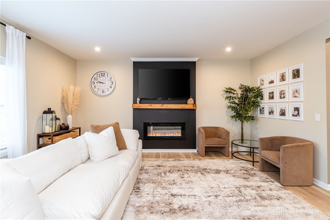 7026 Honeylocust Street