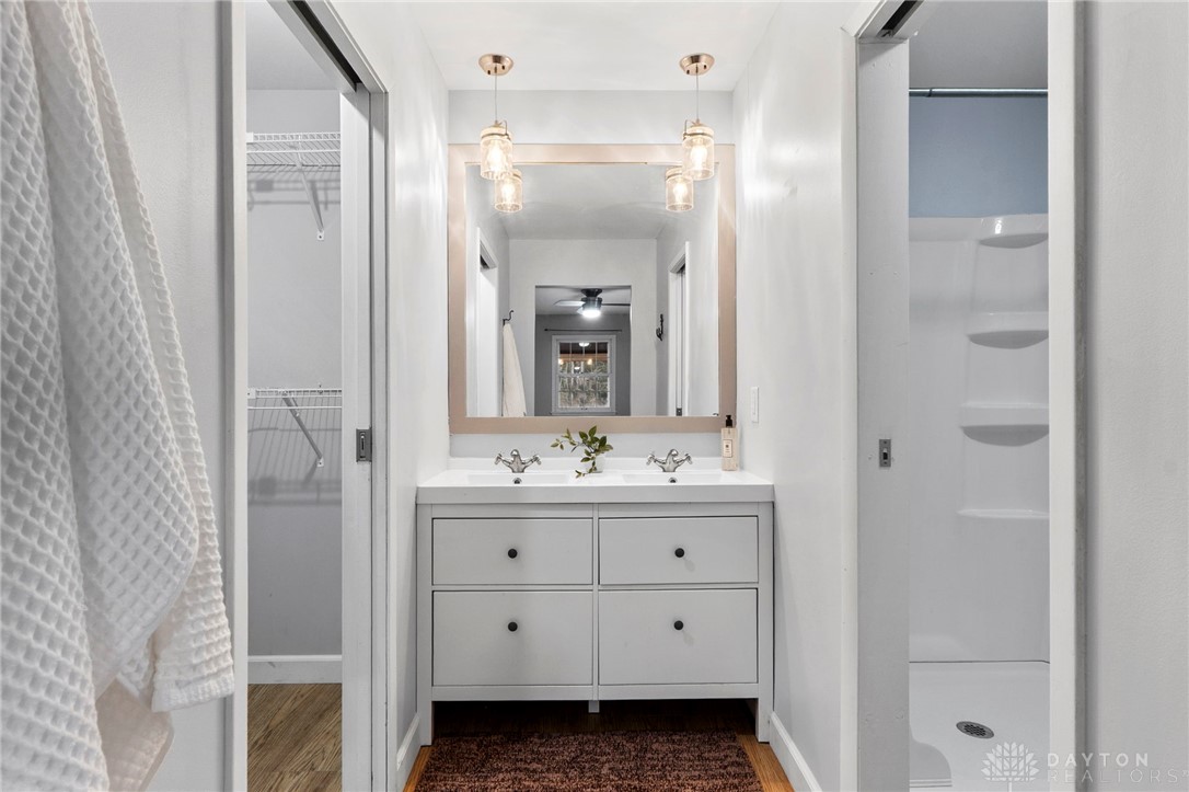 1526 Wedgewood Drive