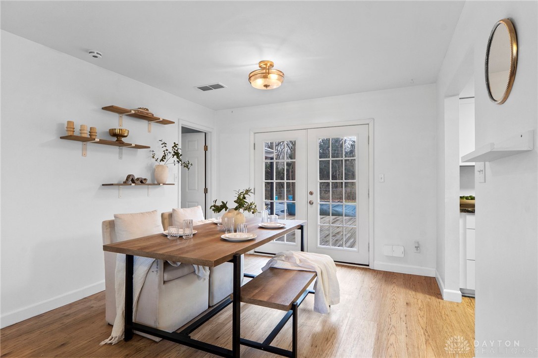 1526 Wedgewood Drive