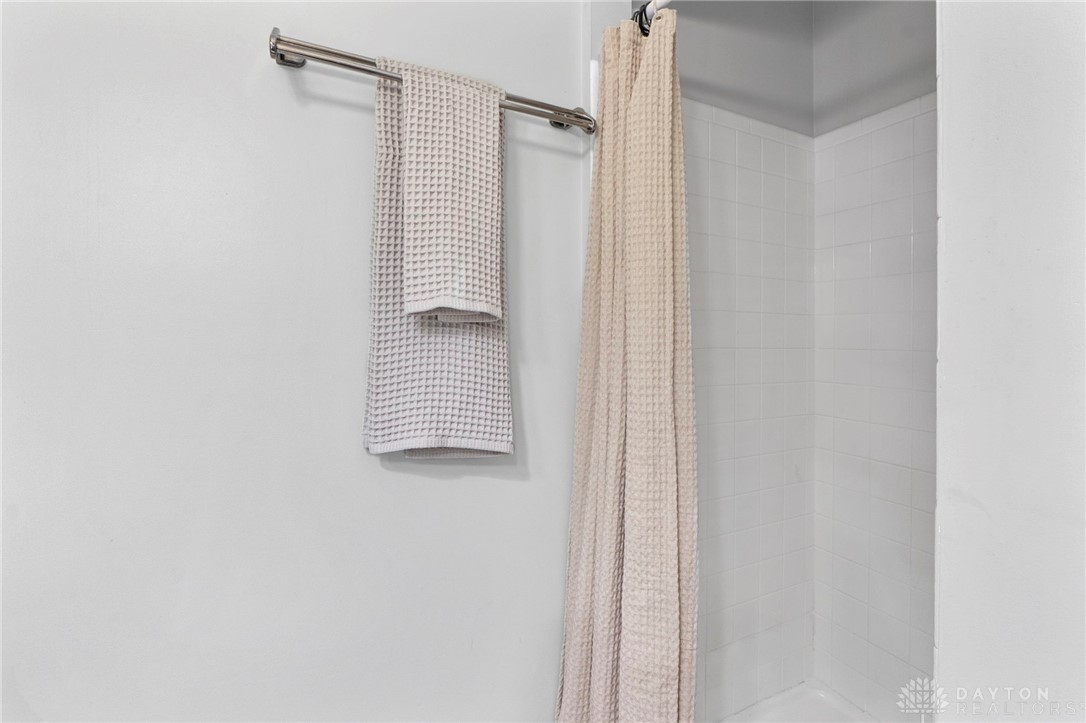 1526 Wedgewood Drive