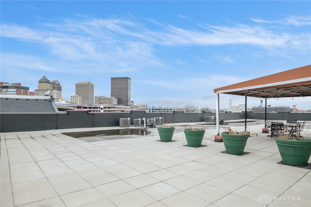 207 E 6th Street 204