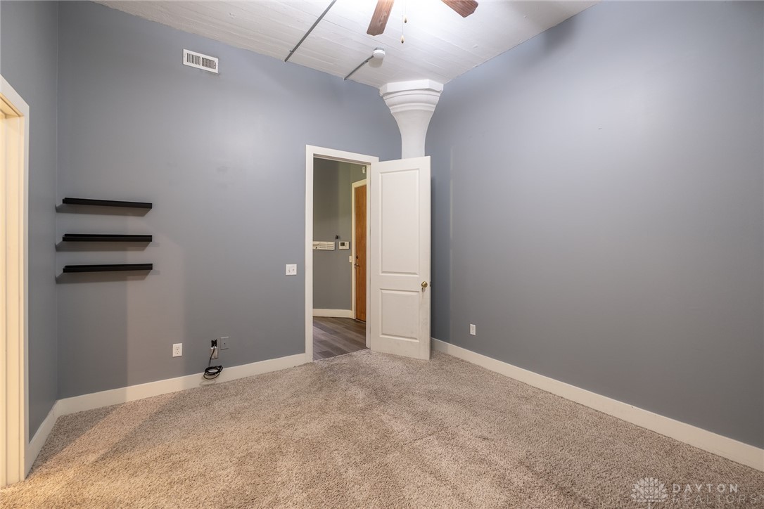 207 E 6th Street 204