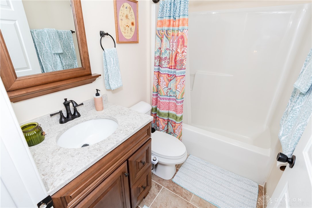 3647 King Edward Way