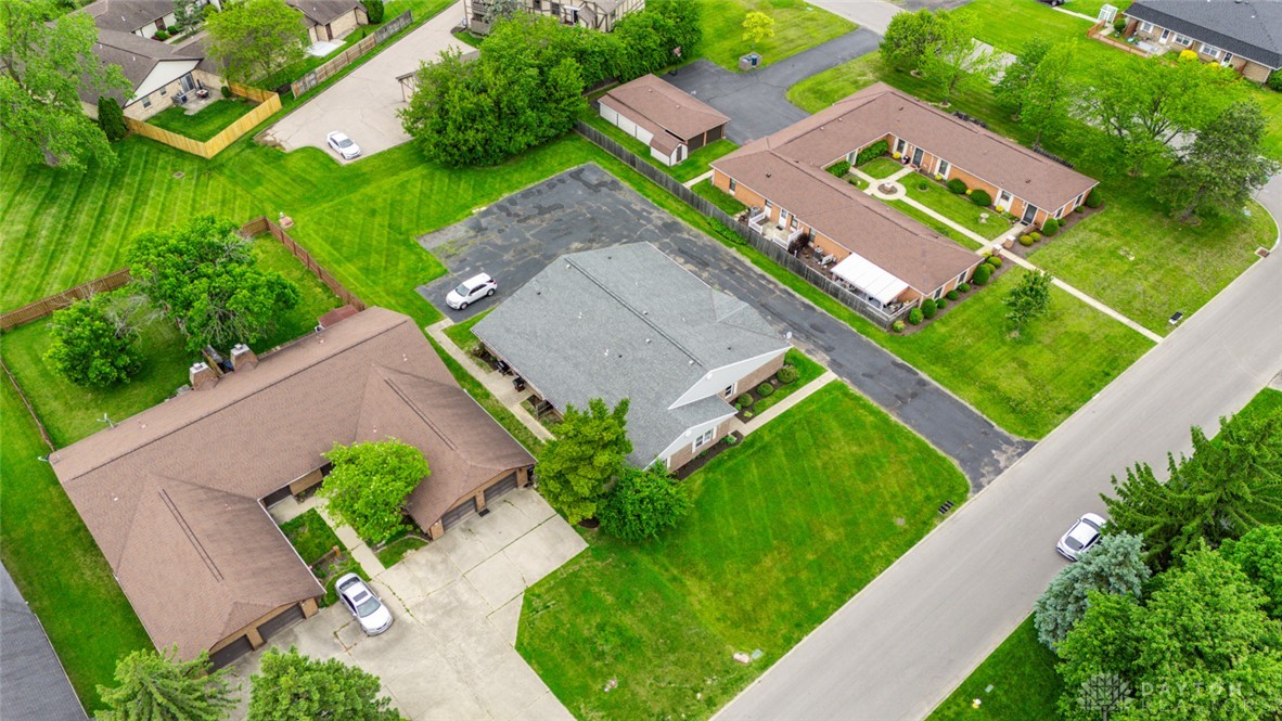 7709 Essington Circle