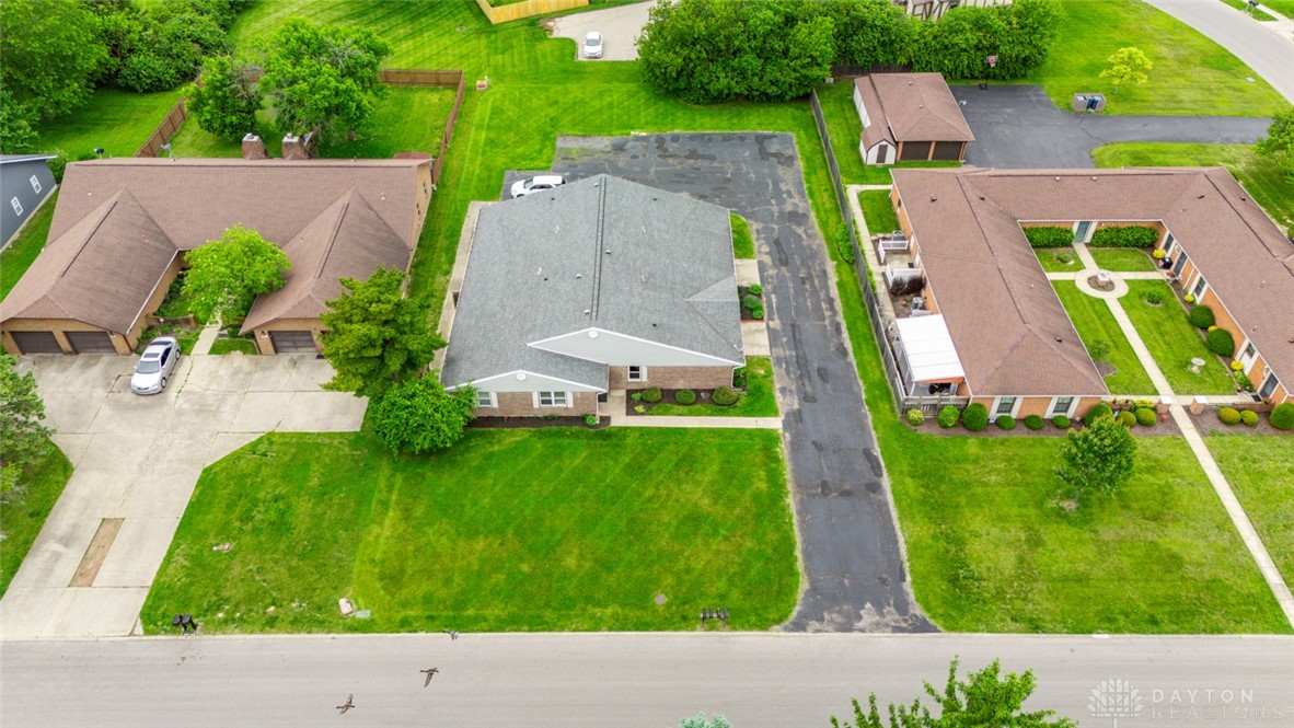 7709 Essington Circle