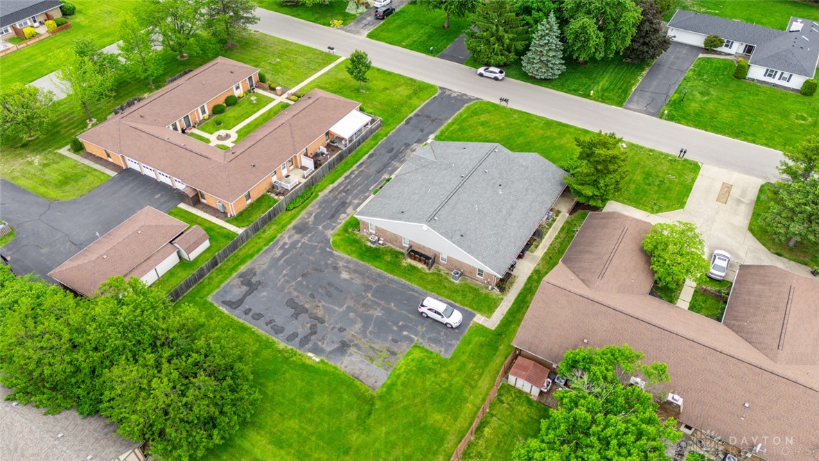7709 Essington Circle