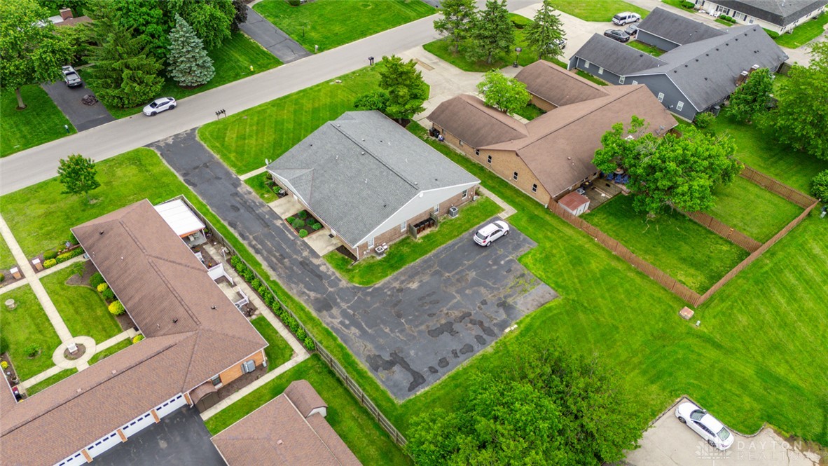 7709 Essington Circle