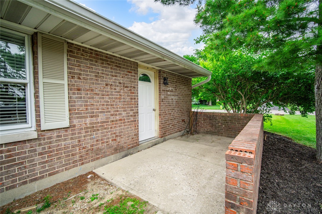 7709 Essington Circle