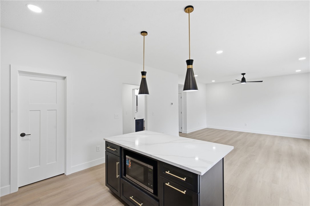 2873 Cove Circle