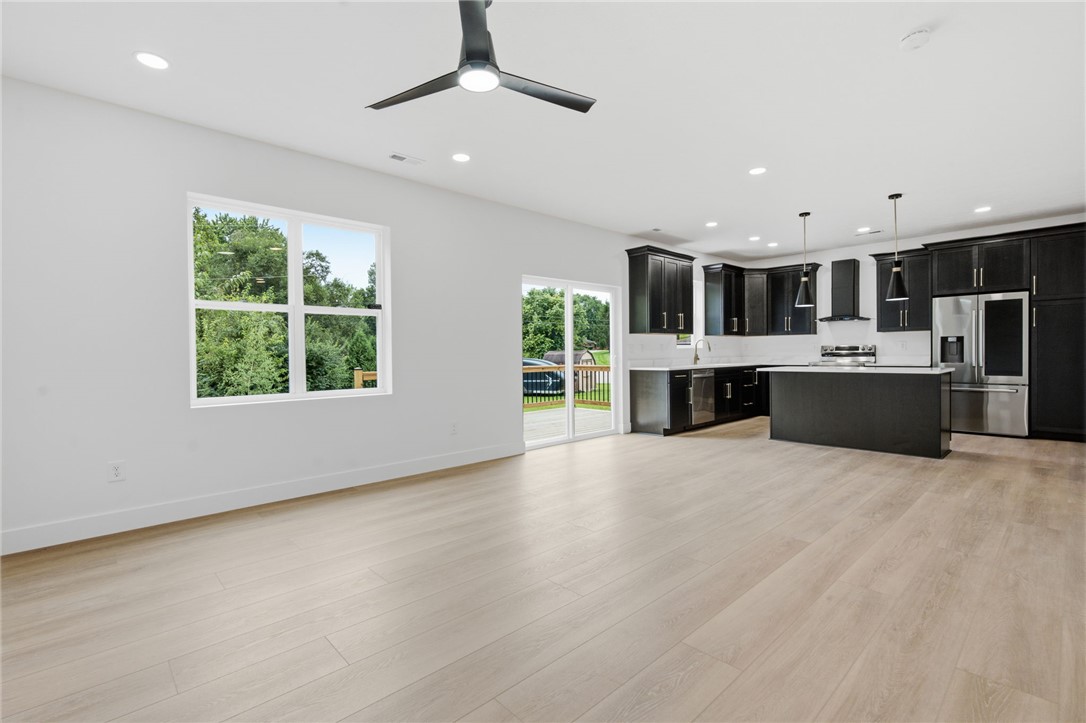2873 Cove Circle