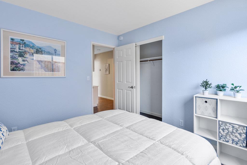 313 Costa Del Mar RD