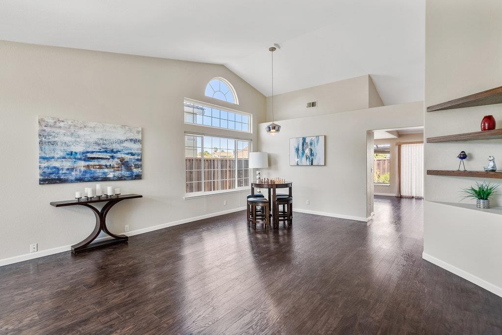 313 Costa Del Mar RD