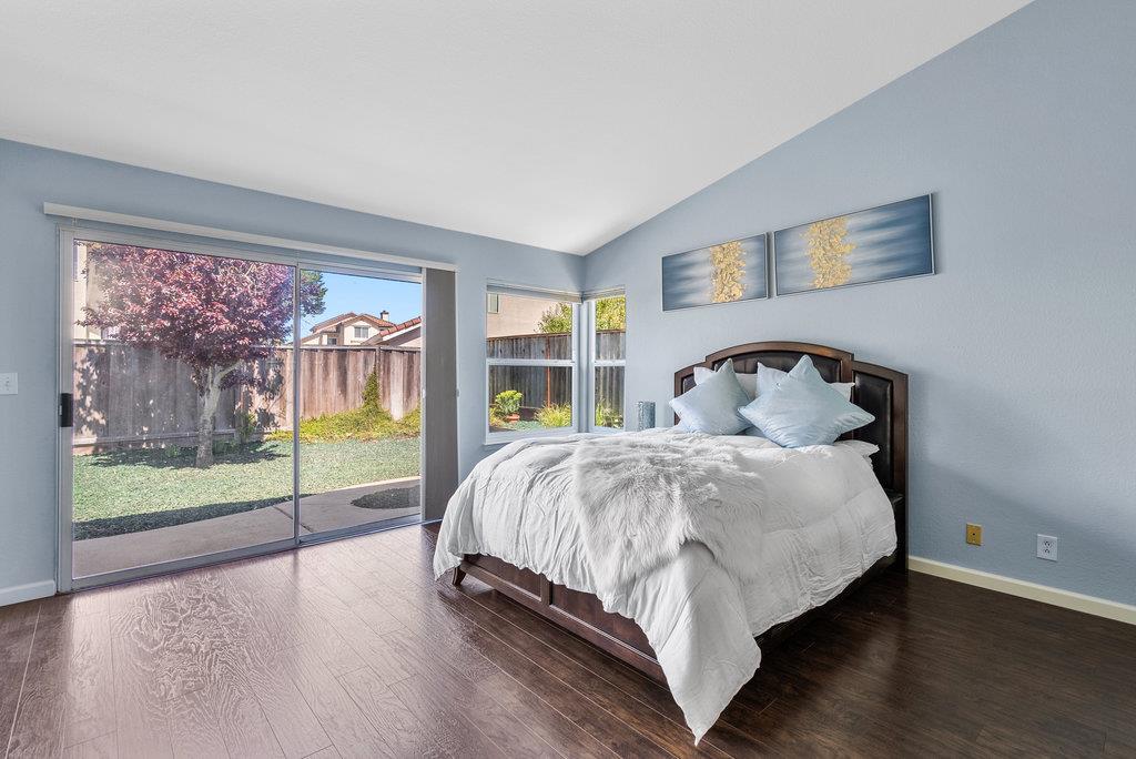 313 Costa Del Mar RD