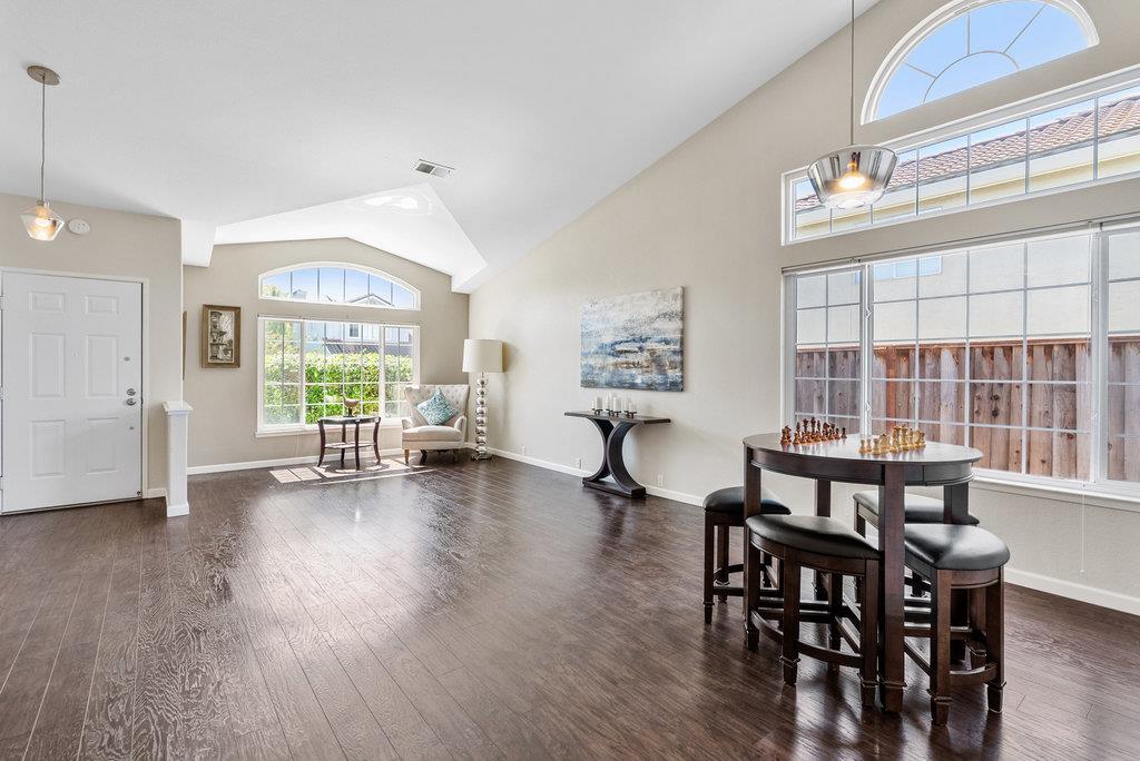 313 Costa Del Mar RD