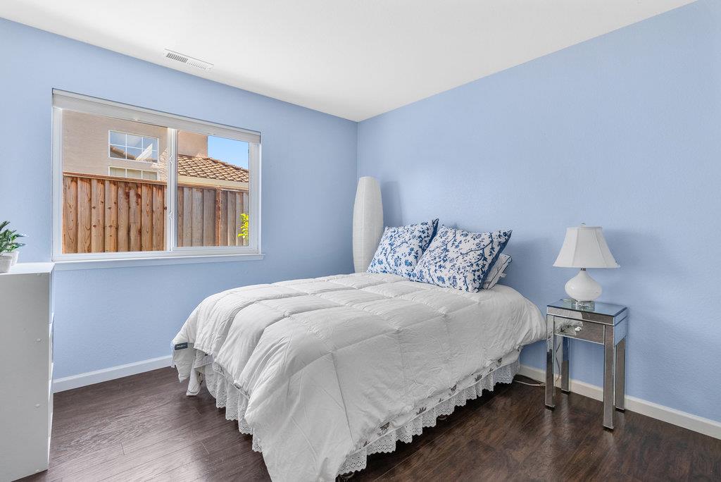 313 Costa Del Mar RD