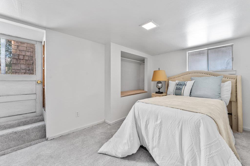 161 Eaton ST