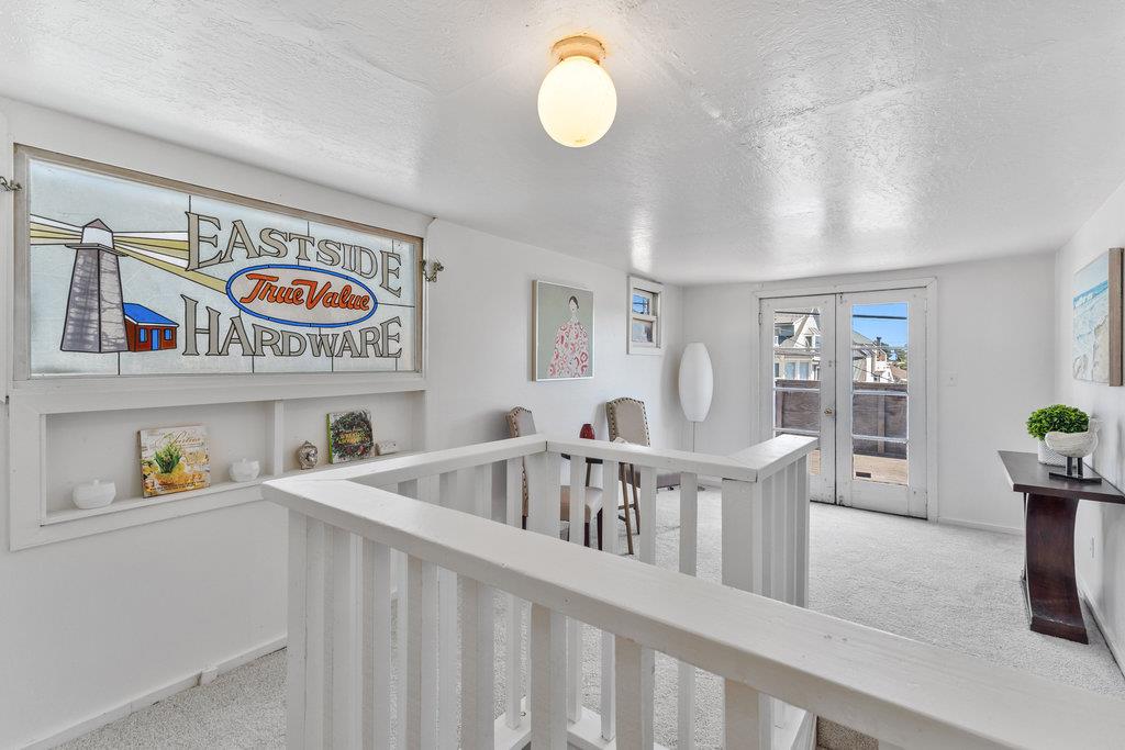 161 Eaton ST