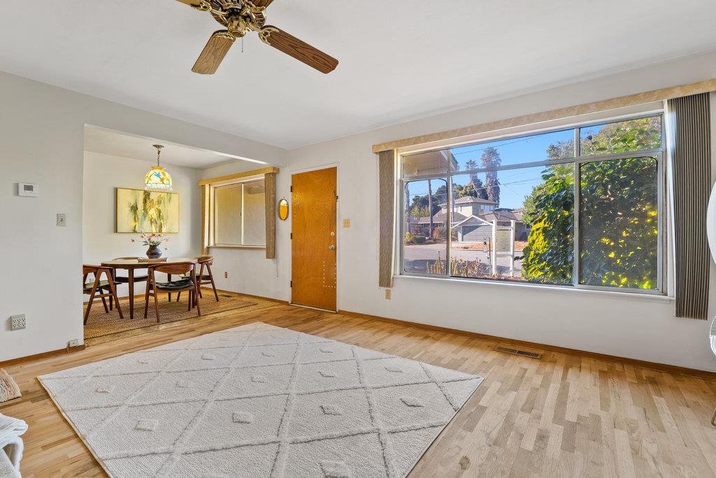 1430 Eastcrest CT
