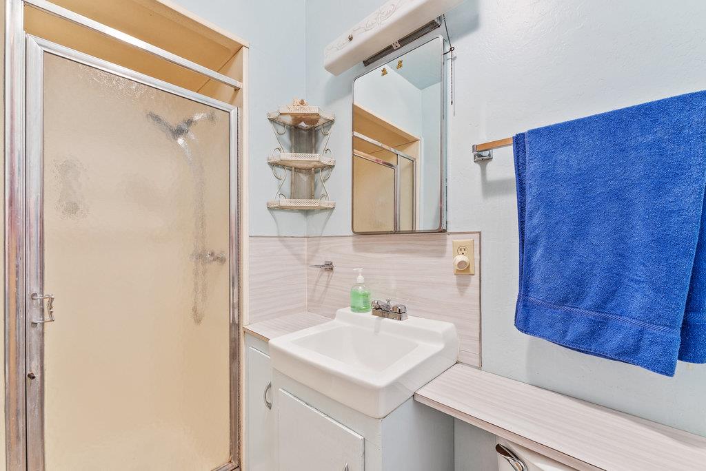 1430 Eastcrest CT