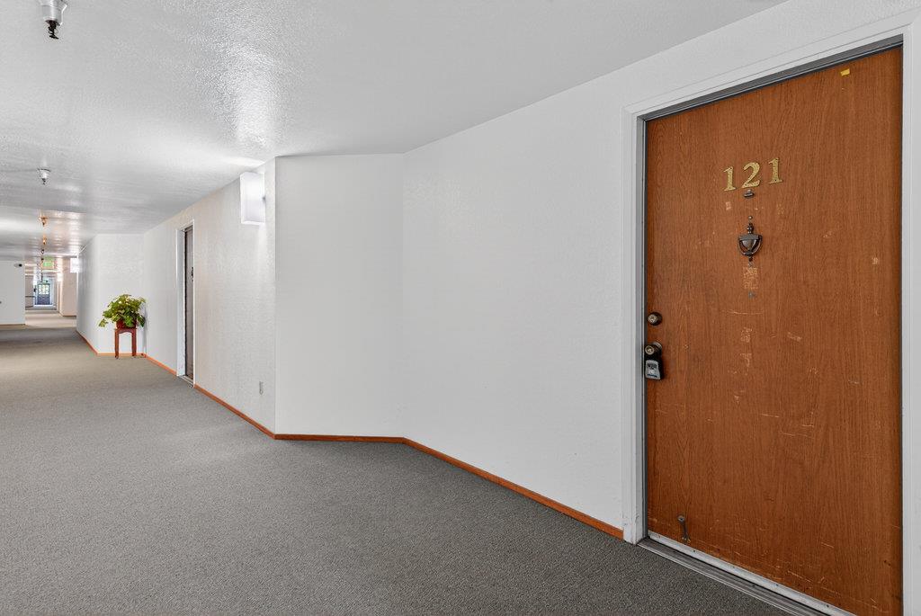 121 Vista Prieta