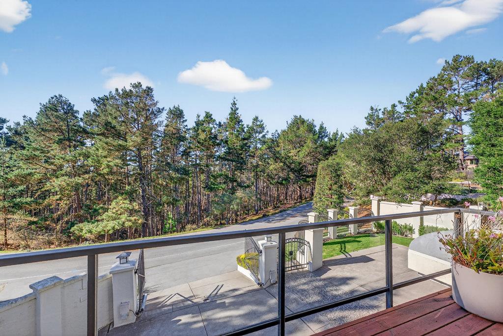 4051 Los Altos Drive