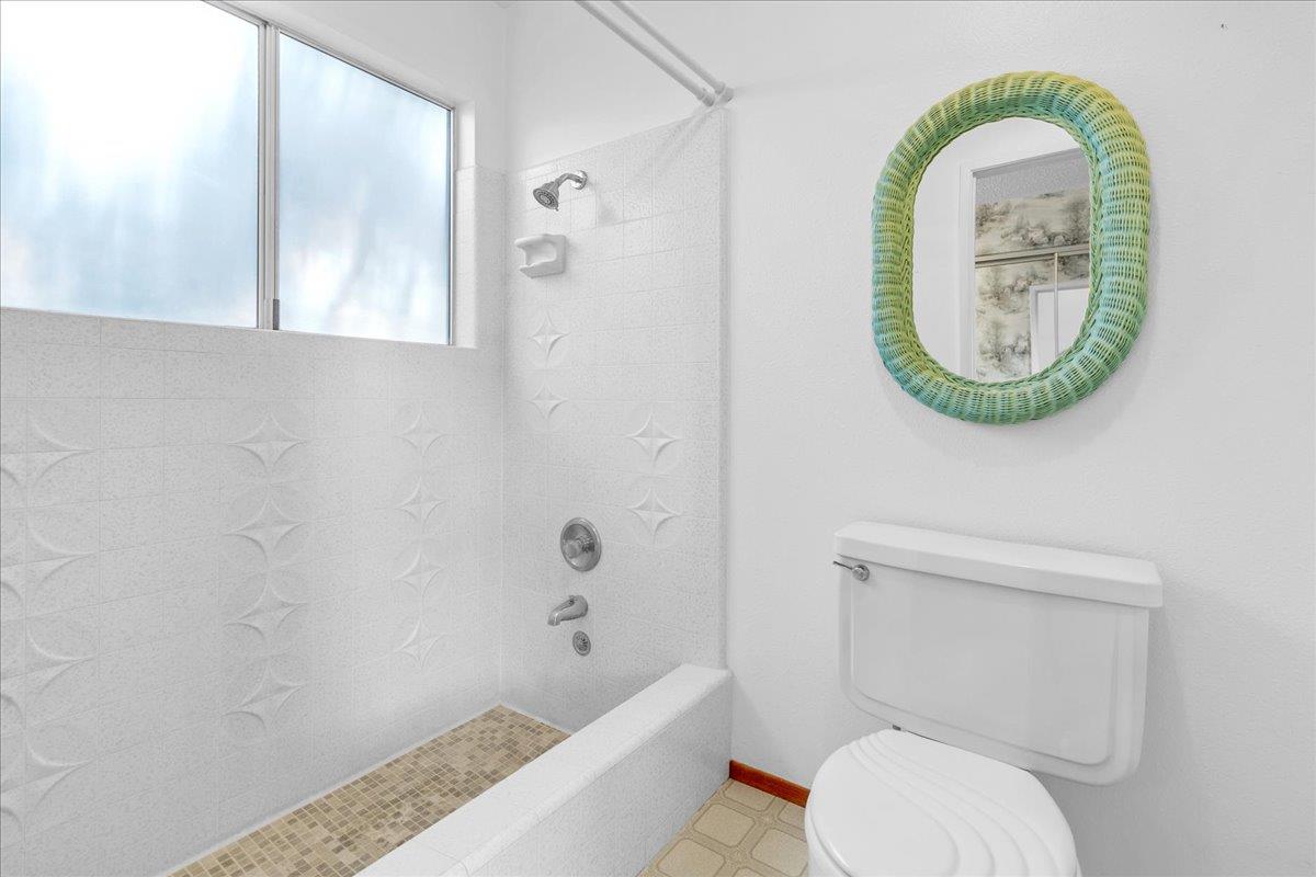 15175 Oak Hills Drive