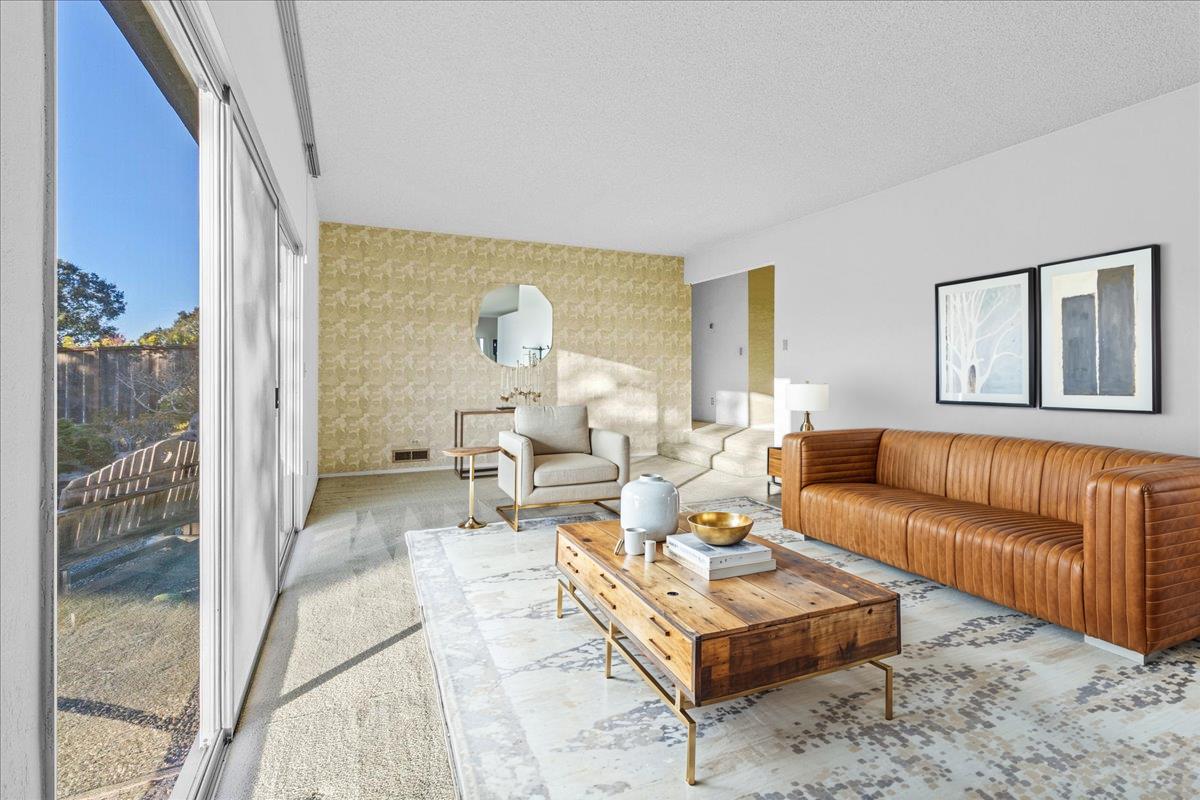 15175 Oak Hills Drive