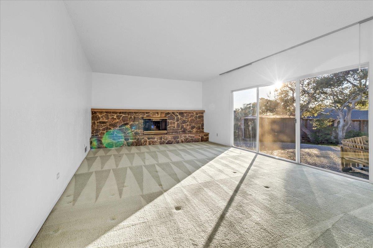 15175 Oak Hills Drive