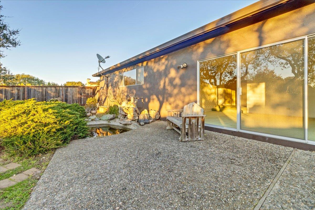 15175 Oak Hills Drive