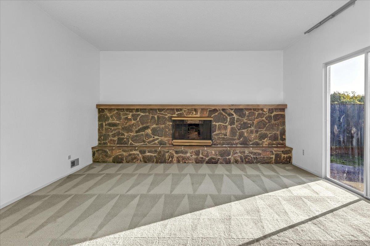 15175 Oak Hills Drive