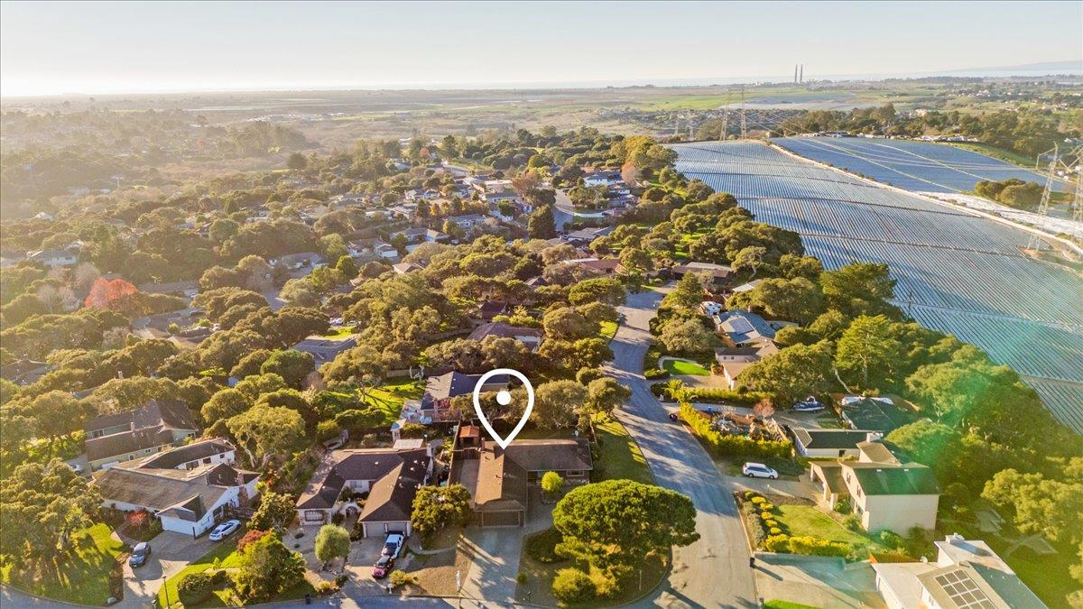 15175 Oak Hills Drive